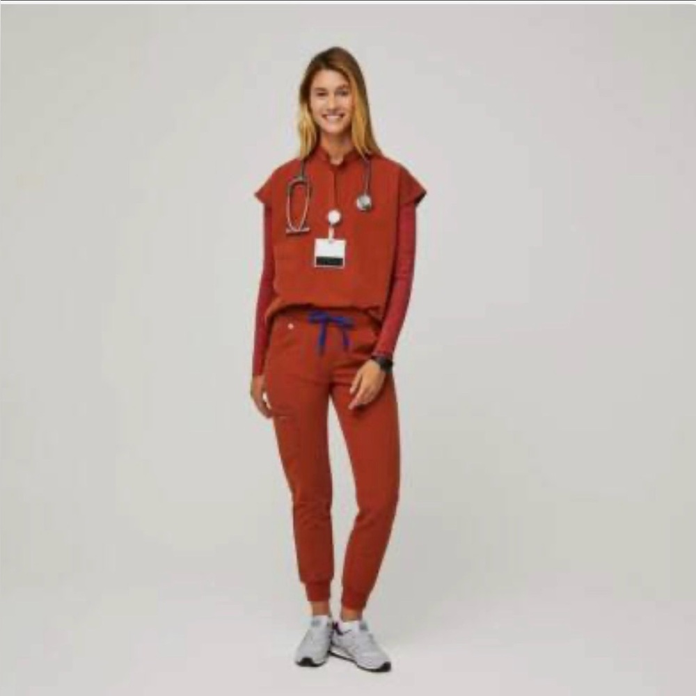 Figs Zamora AuburnJogger Pants and Rafaella Top